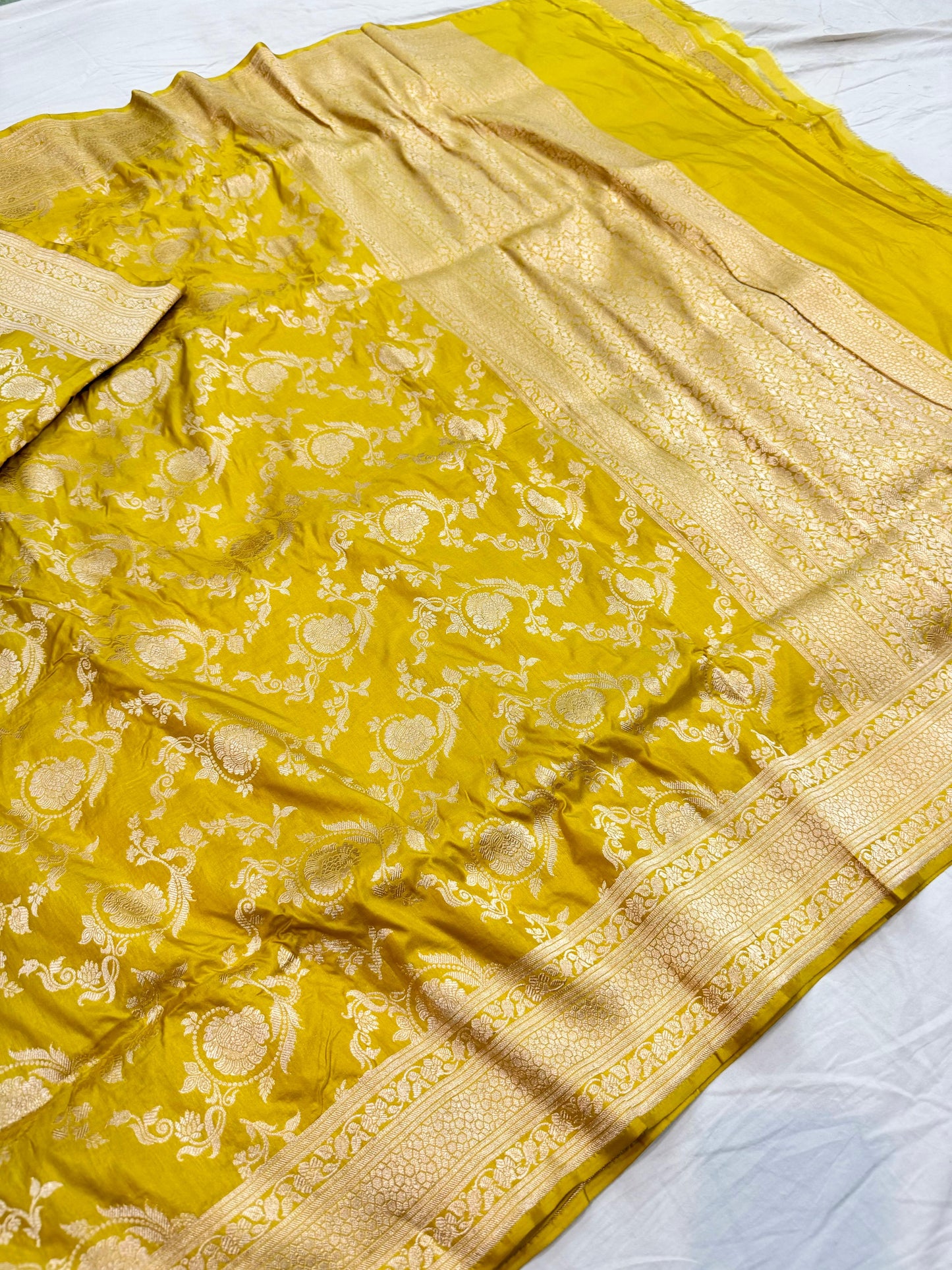 Yellow Pure Banarasi Kathan Hand Loom Silk Saree Alna Apparels