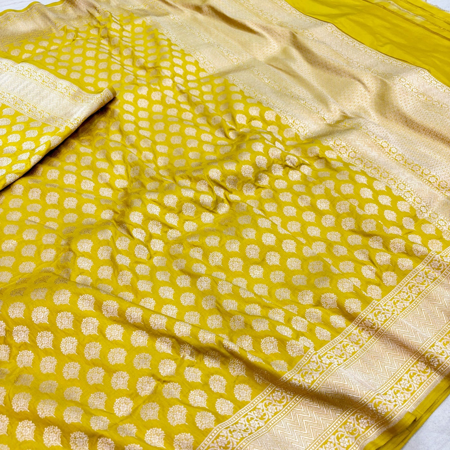 Yellow Pure Banarasi Kathan Hand Loom Silk Saree Alna Apparels