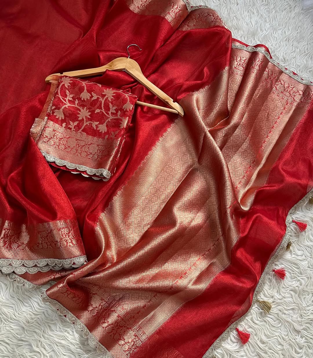Red Banarasi Tissue Silk Saree With Lace Alna Apparels