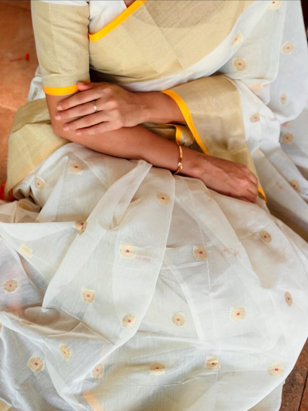 White Color Nita Ambani Inspired Banarasi Silk Saree Alna Apparels
