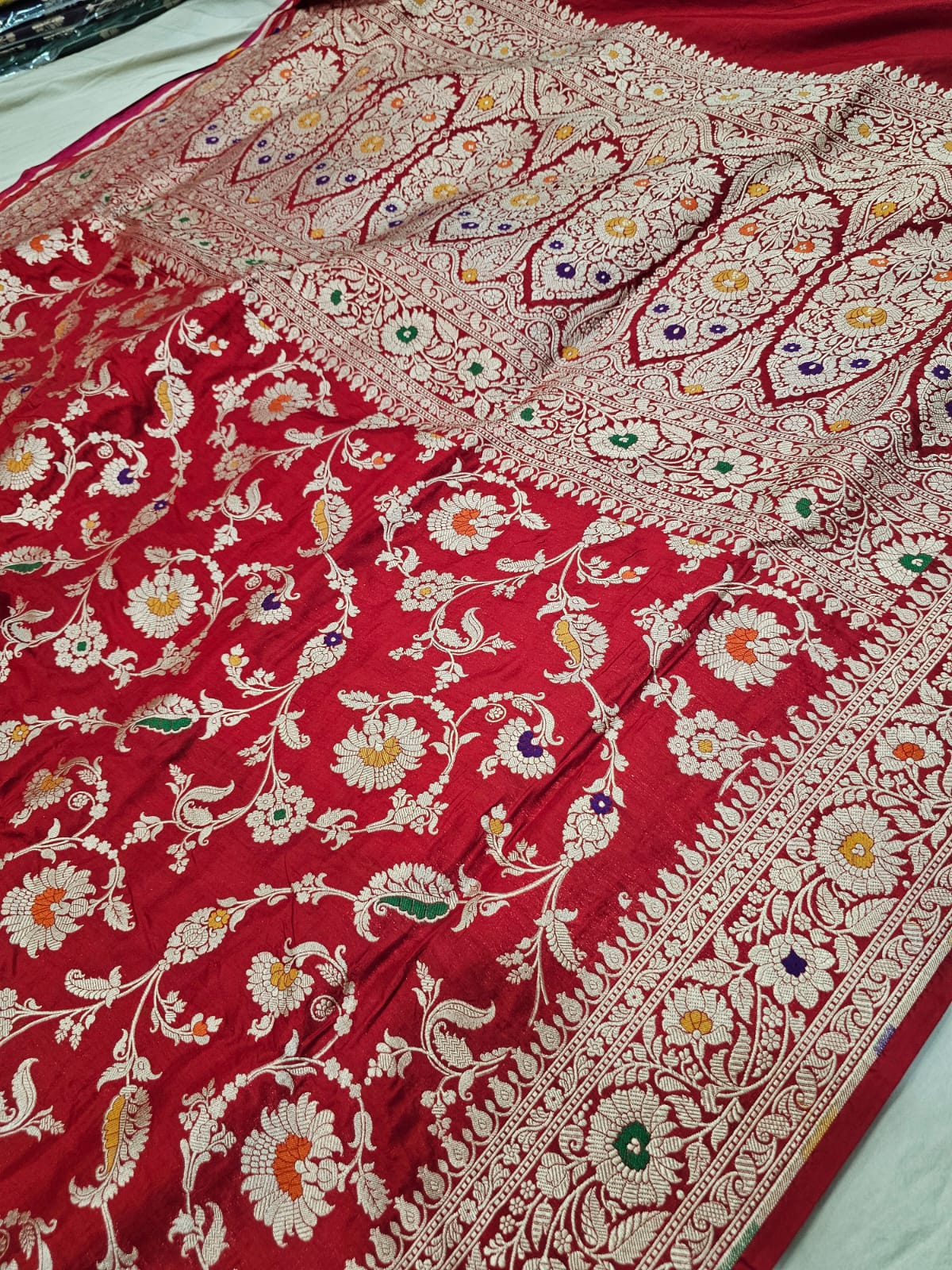 Red Pure Banarasi Katan Silk Saree With Minakari Work Alna Apparels