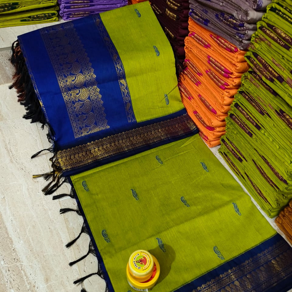 Green Color Soft Kalyani Cotton Saree