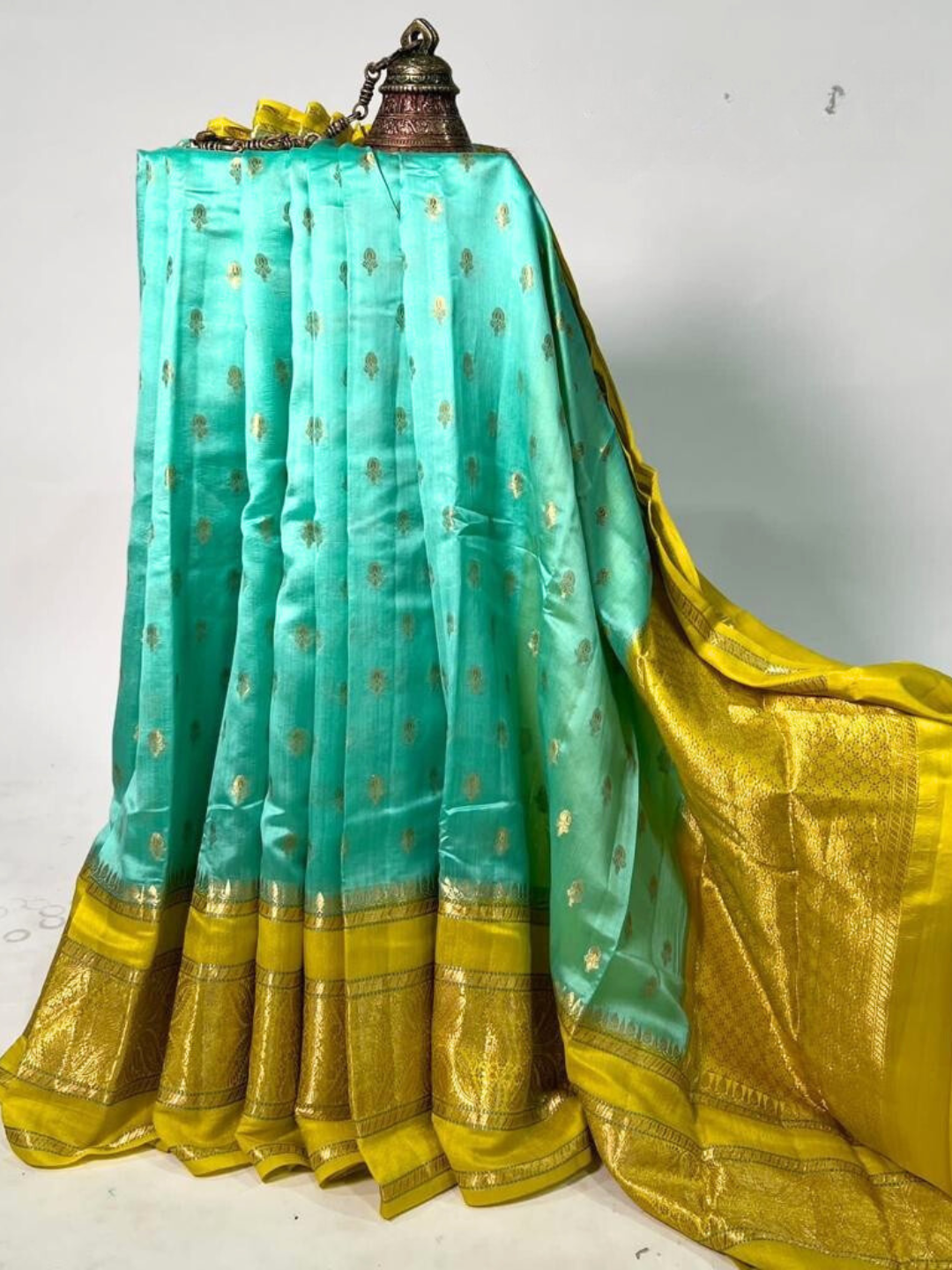 Green Banarasi Kathan Dupion Silk Saree Alna Apparels