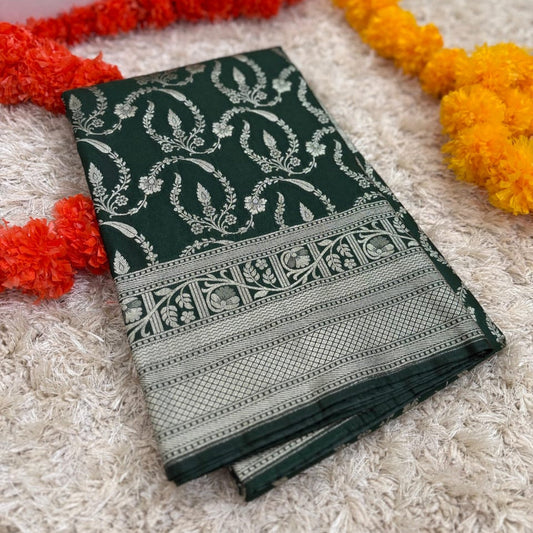 Green Color Pure Banarasi Mysore Silk Saree Alna Apparels