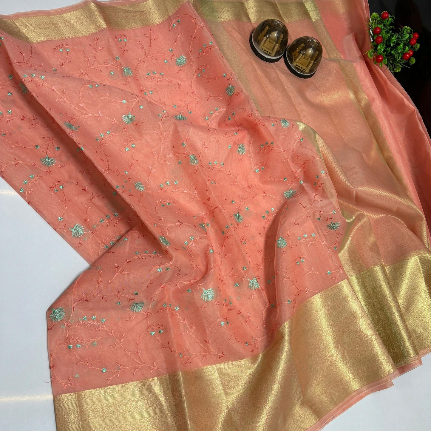 Cream Banarasi Organza Silk Embroidery Saree